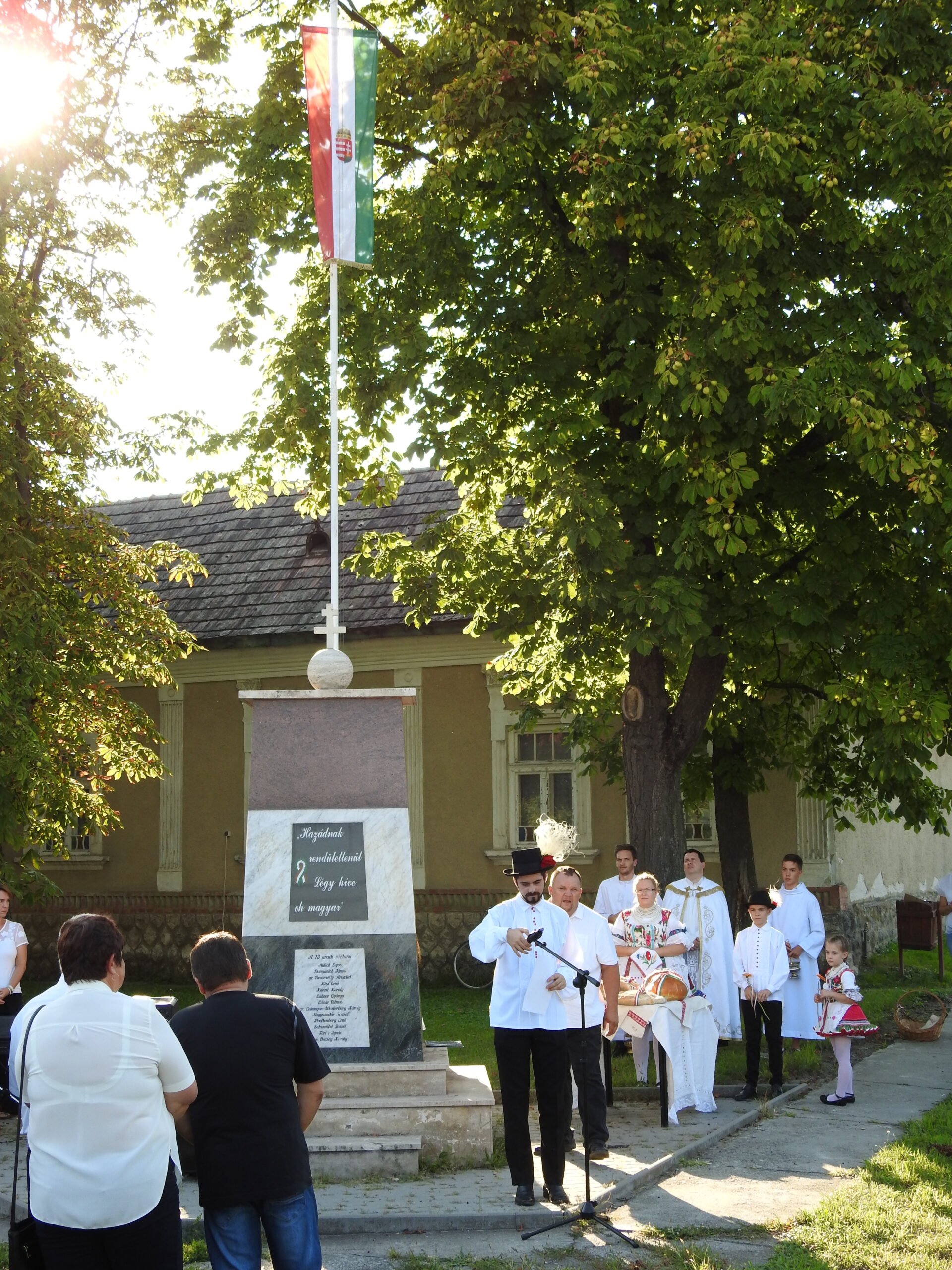Csendes szeptember végi kép a máriapócsi kegytemplomról